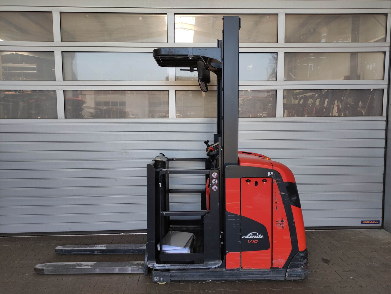 Linde V10-02 - Комплектувальник замовлень: фото 2 Linde V10-02 - Комплектувальник замовлень: фото 2