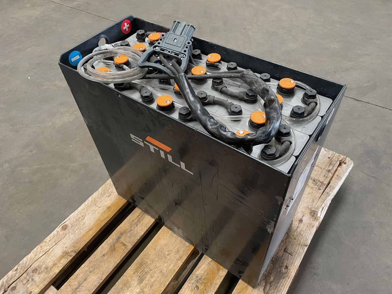 Sunlight I 24 Volt I 3 PzS 375 - Аккумулятор в категорії Вантажно-розвантажувальна техніка: фото 1 Sunlight I 24 Volt I 3 PzS 375 - Аккумулятор в категорії Вантажно-розвантажувальна техніка: фото 1