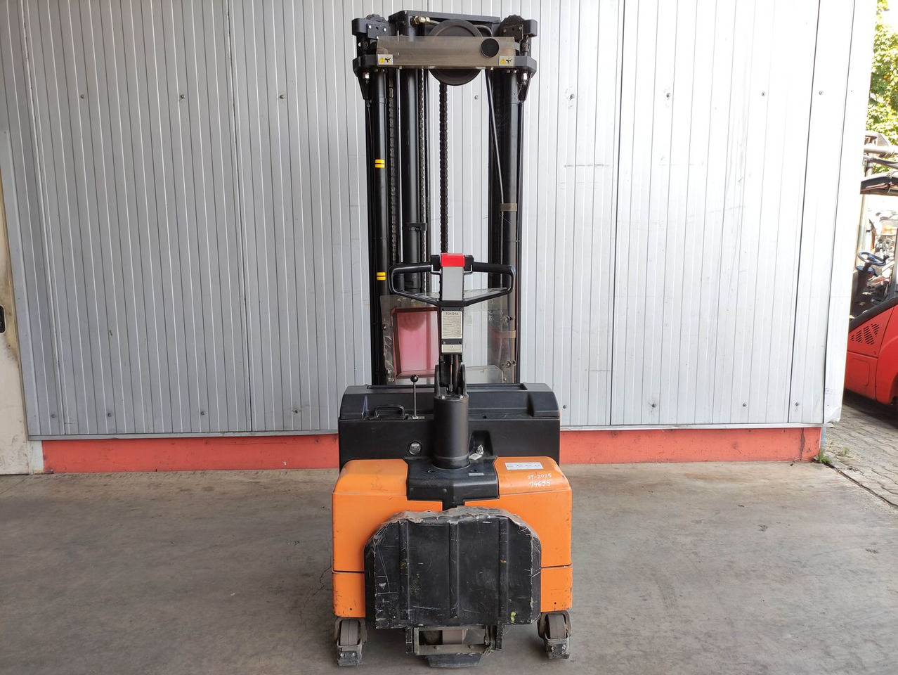 Toyota SLL 16 - Штабелер: фото 4 Toyota SLL 16 - Штабелер: фото 4