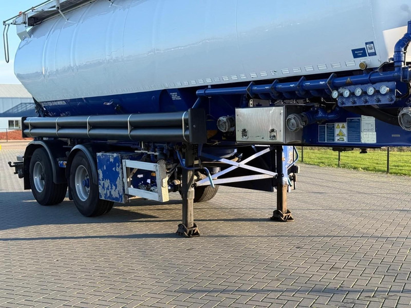 Feldbinder EUT 45.2 VERWEEG TRAILER, CITY, ACHTERAS GESTUURD, 45,2 KUUB, 7 VAKKEN. - Напівпричіп цистерна: фото 4 Feldbinder EUT 45.2 VERWEEG TRAILER, CITY, ACHTERAS GESTUURD, 45,2 KUUB, 7 VAKKEN. - Напівпричіп цистерна: фото 4