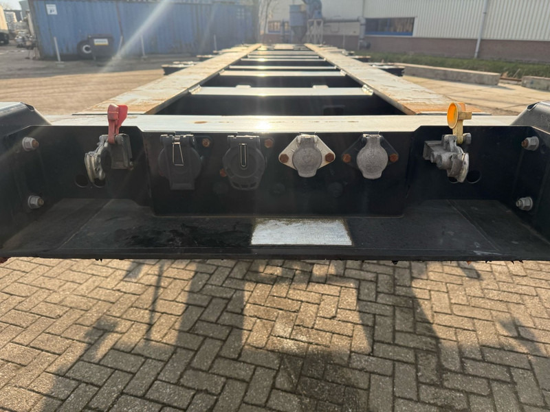 Kögel PORT 40 SIMPLEX 20 CONTAINER CHASSIS, NL TRAILER, 2020 - Контейнеровоз/ Змінний кузов напівпричіп: фото 4 Kögel PORT 40 SIMPLEX 20 CONTAINER CHASSIS, NL TRAILER, 2020 - Контейнеровоз/ Змінний кузов напівпричіп: фото 4