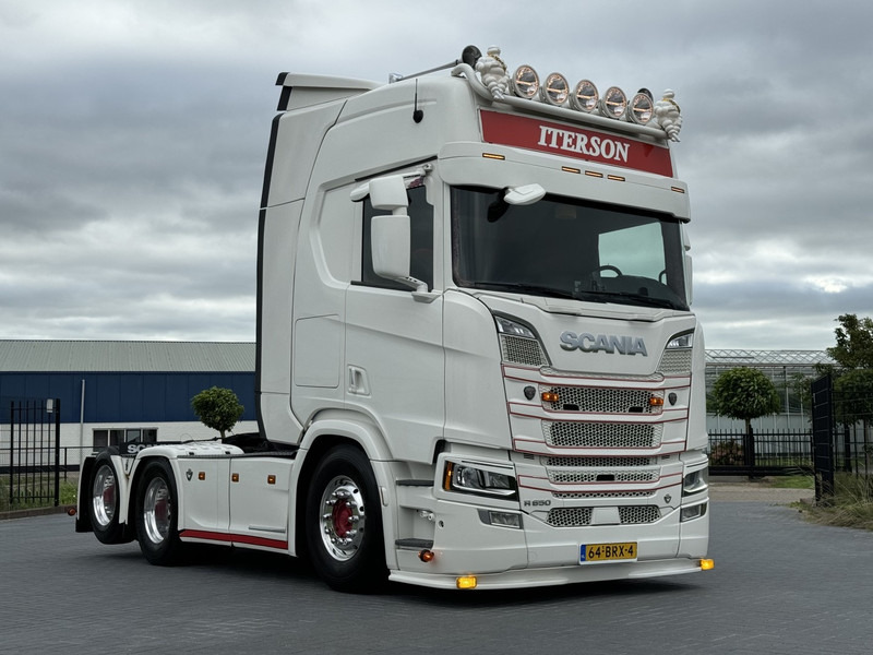 Тягач Scania R 650 FULL AIR, SHOW TRUCK, SPECIAL INTERIOR, DOUBLE BOOGIE: фото 1