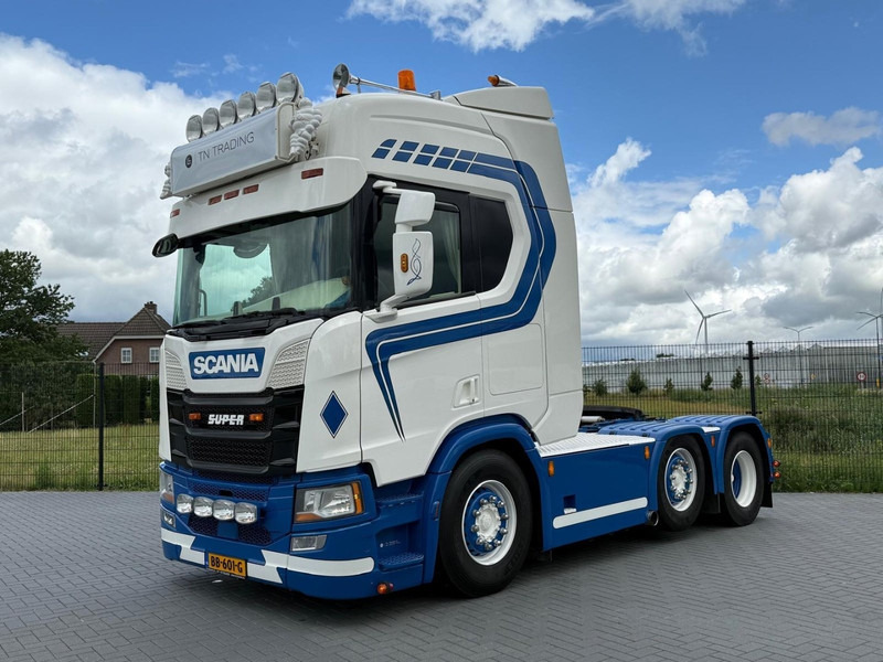 Scania R450 SHOW TRUCK, INTERIOR, STEERING, RETARDER, 570.000 KM. - Тягач: фото 3 Scania R450 SHOW TRUCK, INTERIOR, STEERING, RETARDER, 570.000 KM. - Тягач: фото 3
