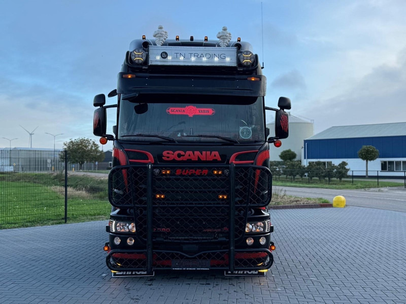 Scania R580 V8 SHOWTRUCK, VOLLUCHT, LEER, RETARDER, BULLBAR, 3.15WB. - Тягач: фото 4 Scania R580 V8 SHOWTRUCK, VOLLUCHT, LEER, RETARDER, BULLBAR, 3.15WB. - Тягач: фото 4