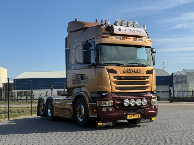 Scania R730 V8 V8, SHOWTRUCK VOLLUCHT, RETARDER, HYDRAULIEK, BOOGIE, ALU WIELEN, LEER. - Тягач: фото 2 Scania R730 V8 V8, SHOWTRUCK VOLLUCHT, RETARDER, HYDRAULIEK, BOOGIE, ALU WIELEN, LEER. - Тягач: фото 2