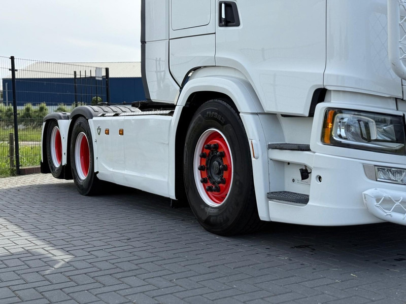 Scania S580 V8 NGS VOLLUCHT, PTO, LEER, RETARDER, TV, 3.15WB, BULLBAR. - Тягач: фото 2 Scania S580 V8 NGS VOLLUCHT, PTO, LEER, RETARDER, TV, 3.15WB, BULLBAR. - Тягач: фото 2