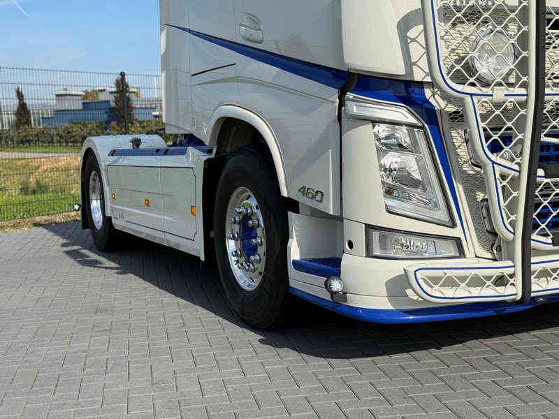 Volvo FH 13.460 SHOWSTAAT, HYDRAULIEK, COMPRESSOR, ADR, I-PARK COOL, INTERIEUR. - Тягач: фото 2 Volvo FH 13.460 SHOWSTAAT, HYDRAULIEK, COMPRESSOR, ADR, I-PARK COOL, INTERIEUR. - Тягач: фото 2