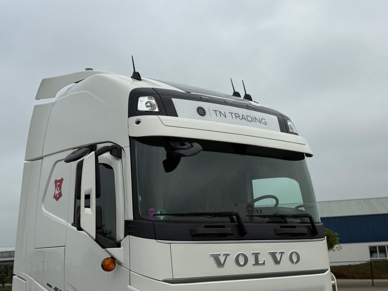 Volvo FH 13.460XL Turbocompound, leer, vollucht, 2 tanks, dubbel glas, vol spoiler. - Тягач: фото 2 Volvo FH 13.460XL Turbocompound, leer, vollucht, 2 tanks, dubbel glas, vol spoiler. - Тягач: фото 2