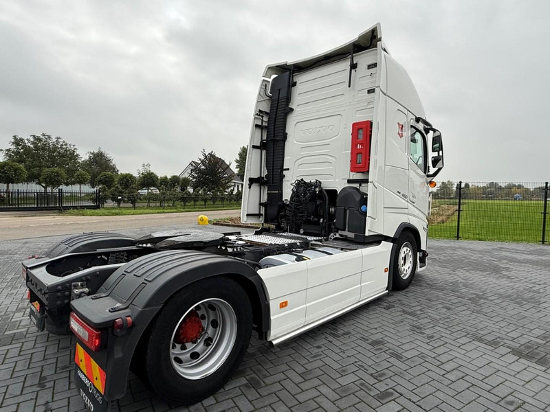 Тягач Volvo FH 13.460XL Turbocompound, leer, vollucht, 2 tanks, dubbel glas, vol spoiler.: фото 14 Тягач Volvo FH 13.460XL Turbocompound, leer, vollucht, 2 tanks, dubbel glas, vol spoiler.: фото 14