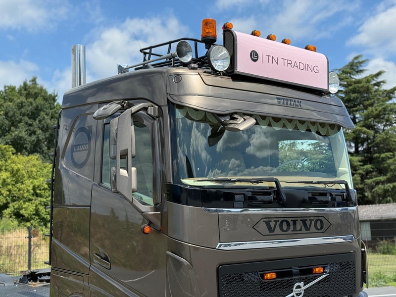 Volvo FH 13.500 SHOW TRUCK, FULL AIR, INTERIOR, TOP, HYDRAULIC. - Тягач: фото 5 Volvo FH 13.500 SHOW TRUCK, FULL AIR, INTERIOR, TOP, HYDRAULIC. - Тягач: фото 5