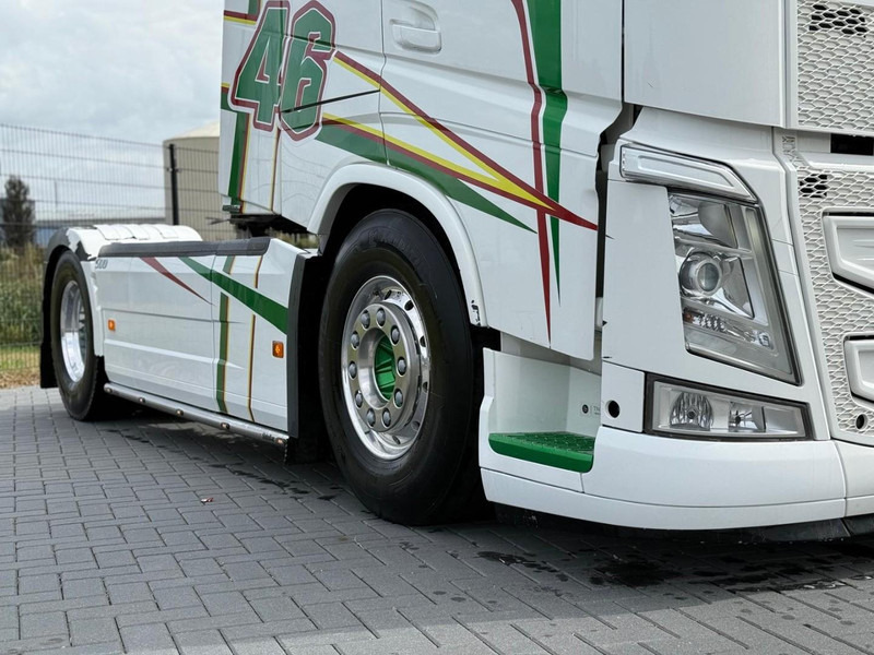 Volvo FH 13.500 VOLLUCHT, RETARDER, LEER, 2 TANKS, TOP AUTO. - Тягач: фото 2 Volvo FH 13.500 VOLLUCHT, RETARDER, LEER, 2 TANKS, TOP AUTO. - Тягач: фото 2