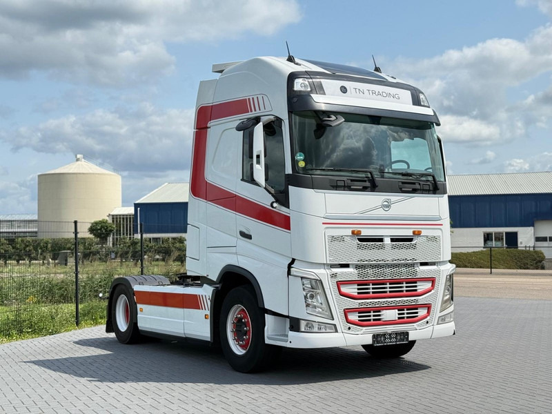 Volvo FH 13.540XL KB VIN, I-PARK COOL, STEEL/AIR, 2 TANKS, FULL SPOILER. - Тягач: фото 1 Volvo FH 13.540XL KB VIN, I-PARK COOL, STEEL/AIR, 2 TANKS, FULL SPOILER. - Тягач: фото 1