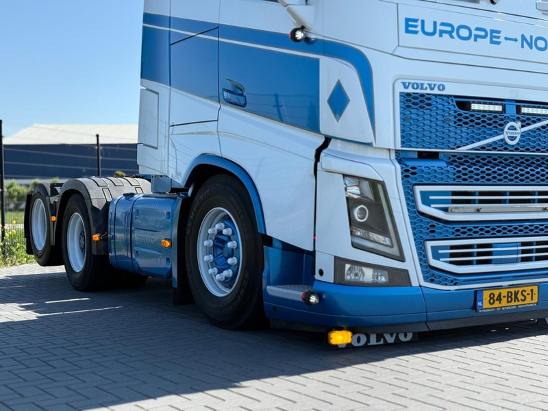 Volvo FH 16.750 FULL AIR, LEATHER, SHOW, TOP CONDITION, XL CABINE. - Тягач: фото 4 Volvo FH 16.750 FULL AIR, LEATHER, SHOW, TOP CONDITION, XL CABINE. - Тягач: фото 4