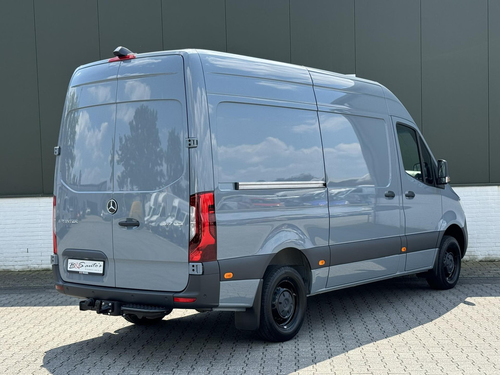 Mercedes-Benz Sprinter-317 L2 Trekhaak 3500kg Camera Navigatie Cruise Clima Pdc Keyless Leder+verwarming - Суцільнометалевий фургон: фото 2 Mercedes-Benz Sprinter-317 L2 Trekhaak 3500kg Camera Navigatie Cruise Clima Pdc Keyless Leder+verwarming - Суцільнометалевий фургон: фото 2