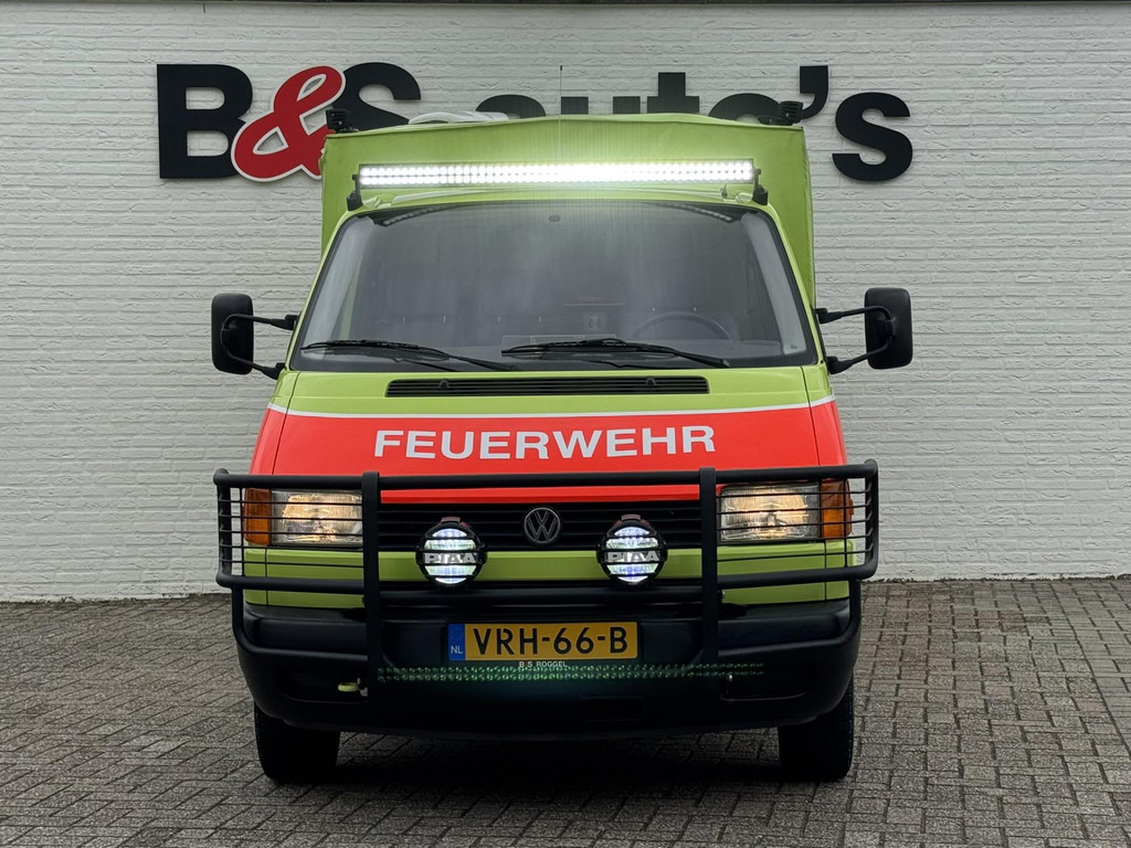 Volkswagen Transporter-2.5 5-cilinder benzine 4x4 syncro ex Zwitserse brandweer Trekhaak Verstralers Laadruimte ventilatie - Тентований фургон: фото 3 Volkswagen Transporter-2.5 5-cilinder benzine 4x4 syncro ex Zwitserse brandweer Trekhaak Verstralers Laadruimte ventilatie - Тентований фургон: фото 3