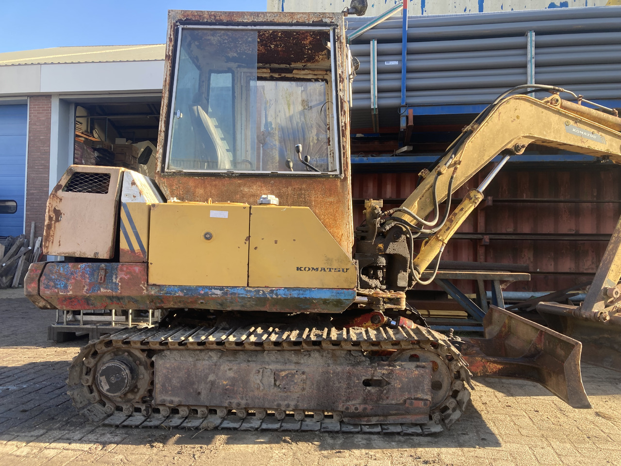 KOMATSU PC30-5 - Міні-екскаватор: фото 5 KOMATSU PC30-5 - Міні-екскаватор: фото 5