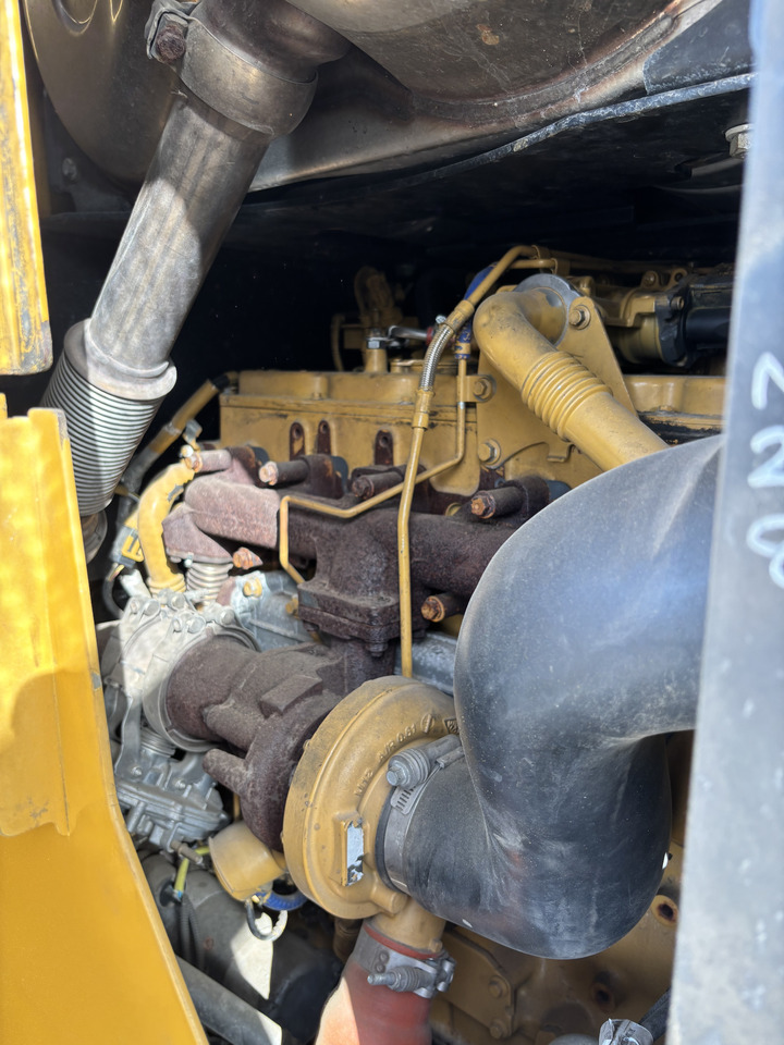 Колісний навантажувач CATERPILLAR 926M: фото 10