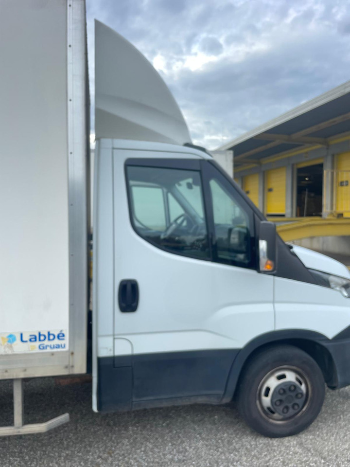 IVECO Dailly 35c16 - Фургон з закритим кузовом: фото 2 IVECO Dailly 35c16 - Фургон з закритим кузовом: фото 2