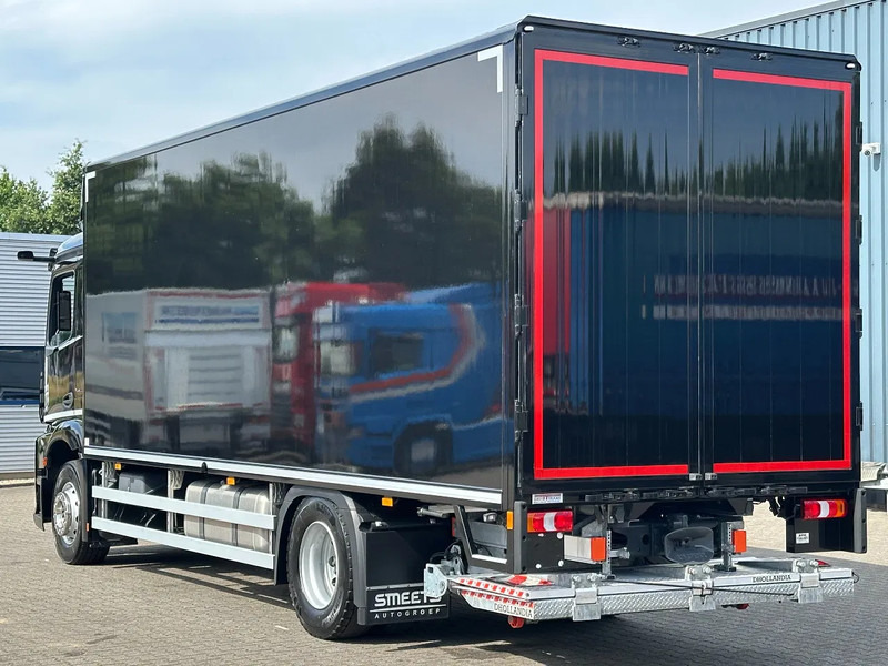 Mercedes-Benz Actros 1936 4x2 Gesloten Opbouw / Laadklep *Nieuwstaat* 58 Tkm! - Вантажівка з закритим кузовом: фото 4 Mercedes-Benz Actros 1936 4x2 Gesloten Opbouw / Laadklep *Nieuwstaat* 58 Tkm! - Вантажівка з закритим кузовом: фото 4