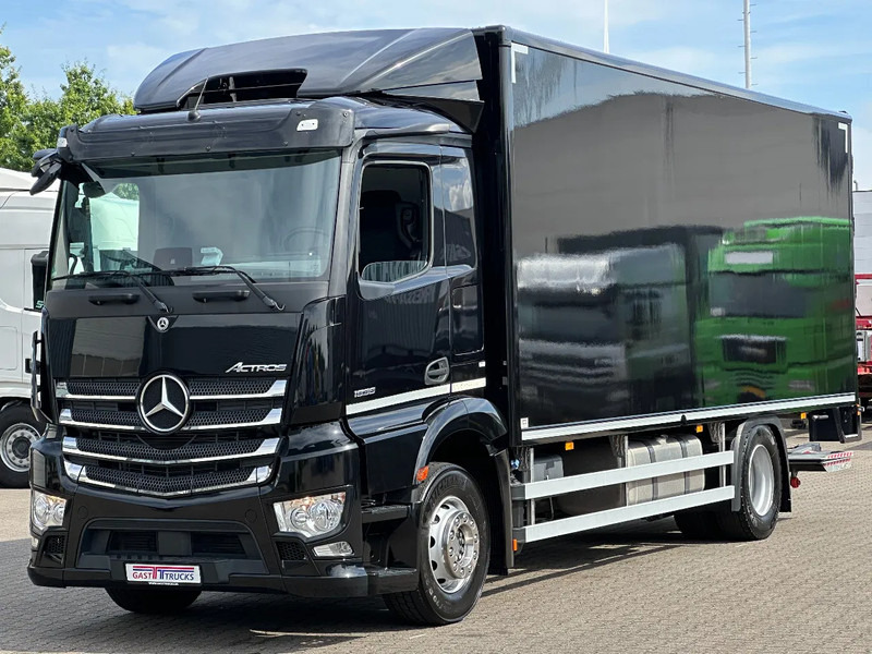 Mercedes-Benz Actros 1936 4x2 Gesloten Opbouw / Laadklep *Nieuwstaat* 58 Tkm! - Вантажівка з закритим кузовом: фото 1 Mercedes-Benz Actros 1936 4x2 Gesloten Opbouw / Laadklep *Nieuwstaat* 58 Tkm! - Вантажівка з закритим кузовом: фото 1