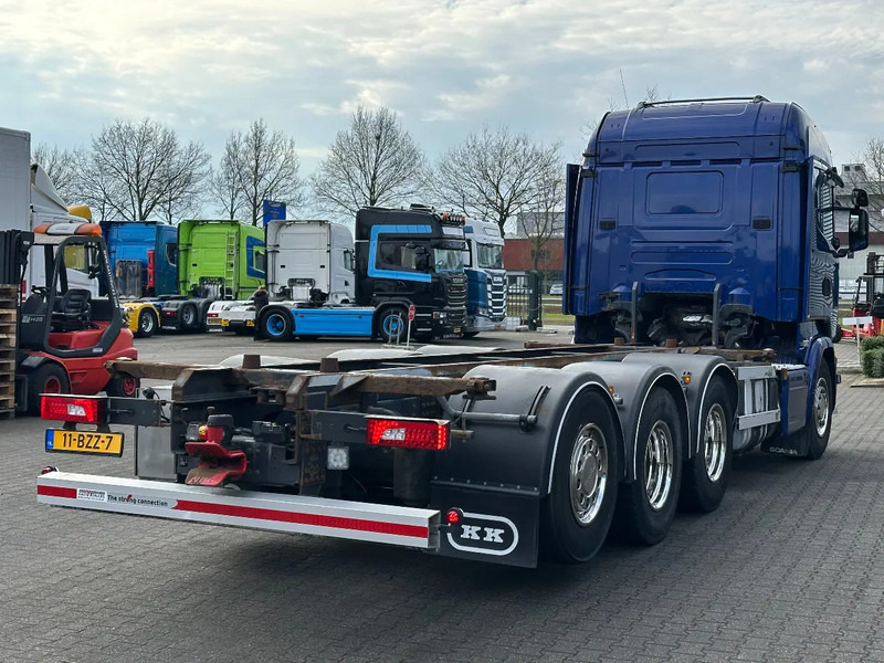Scania R520 V8 8x4*4 Bdf / Retarder / 2 Tank / Full Air / Euro 6 - Контейнеровоз/ Змінний кузов вантажівка: фото 5 Scania R520 V8 8x4*4 Bdf / Retarder / 2 Tank / Full Air / Euro 6 - Контейнеровоз/ Змінний кузов вантажівка: фото 5