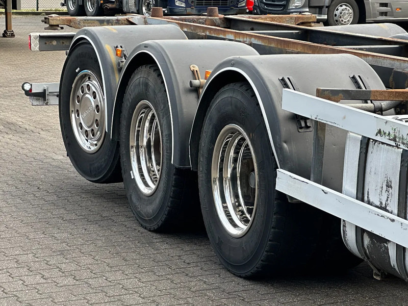 Scania R520 V8 8x4*4 Bdf / Retarder / 2 Tank / Full Air / Euro 6 - Контейнеровоз/ Змінний кузов вантажівка: фото 4 Scania R520 V8 8x4*4 Bdf / Retarder / 2 Tank / Full Air / Euro 6 - Контейнеровоз/ Змінний кузов вантажівка: фото 4