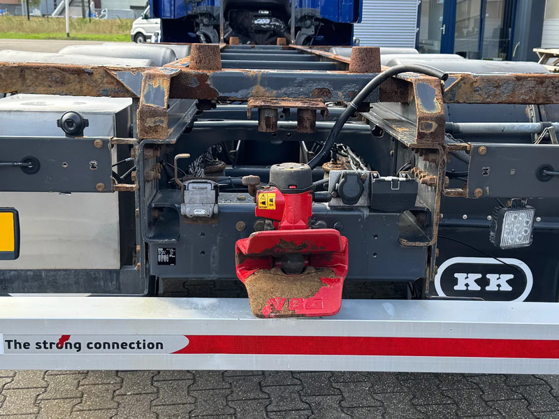 Scania R520 V8 8x4*4 Retarder / BDF / Full Air / Euro 6 - Контейнеровоз/ Змінний кузов вантажівка: фото 5 Scania R520 V8 8x4*4 Retarder / BDF / Full Air / Euro 6 - Контейнеровоз/ Змінний кузов вантажівка: фото 5