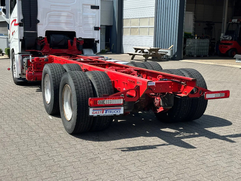 Volvo FH 16.750 6x4 Globe XL Chassis Retarder 4.30 Wb Full Air - Вантажівка шасі: фото 5 Volvo FH 16.750 6x4 Globe XL Chassis Retarder 4.30 Wb Full Air - Вантажівка шасі: фото 5