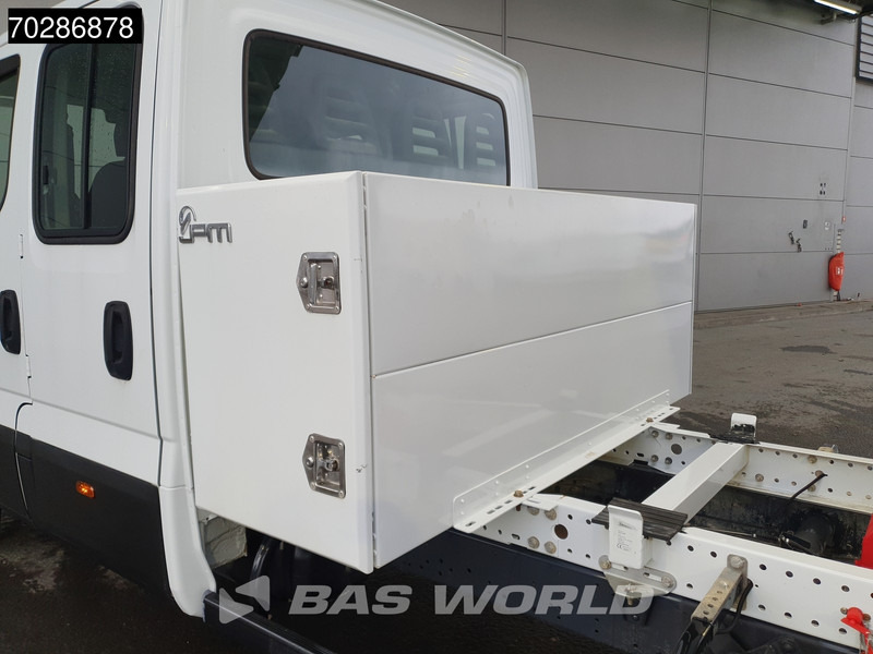Iveco Daily 35C16 3.0L Pritsche Doppel Kabine Doppelbereifung 3,5t AHK Navi Klima Tempomat Kamera Euro6 Pickup 2m3 A/C Towbar Cruise control в лізинг Iveco Daily 35C16 3.0L Pritsche Doppel Kabine Doppelbereifung 3,5t AHK Navi Klima Tempomat Kamera Euro6 Pickup 2m3 A/C Towbar Cruise control: фото 12