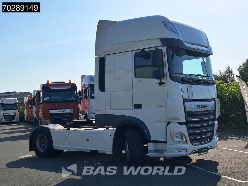 DAF XF 530 4X2 SSC Retarder 2xTanks ACC Euro 6 - Тягач: фото 3 DAF XF 530 4X2 SSC Retarder 2xTanks ACC Euro 6 - Тягач: фото 3