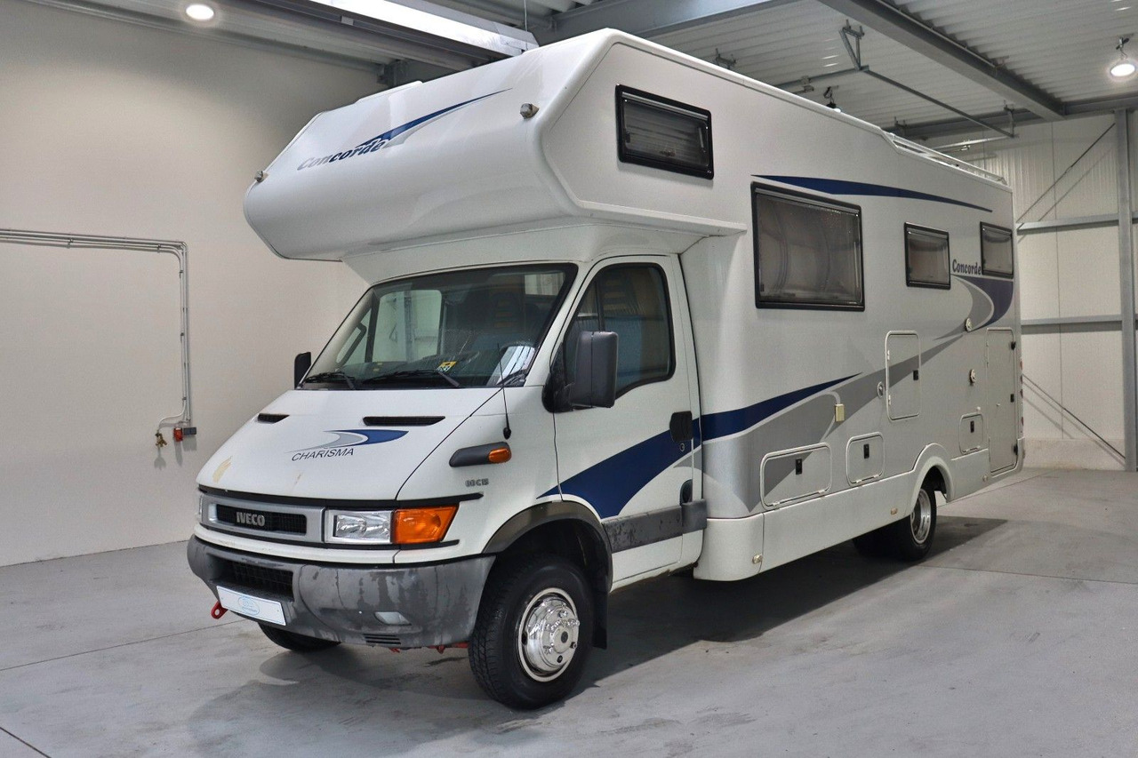 Concorde A 770 G/Festbett/Garage/Klima/Solar/Markise - Альковний автобудинок: фото 2 Concorde A 770 G/Festbett/Garage/Klima/Solar/Markise - Альковний автобудинок: фото 2