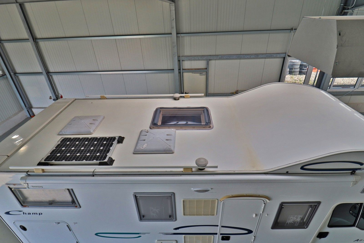 Cristall A 670 G/Automatik/Festbett/Garage/Solar/Markise - Альковний автобудинок: фото 4 Cristall A 670 G/Automatik/Festbett/Garage/Solar/Markise - Альковний автобудинок: фото 4