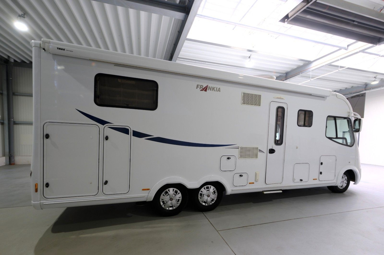Frankia I 840 QD/Automatik/Festbett+Hubbett/TOP - Інтегрований автобудинок: фото 4 Frankia I 840 QD/Automatik/Festbett+Hubbett/TOP - Інтегрований автобудинок: фото 4