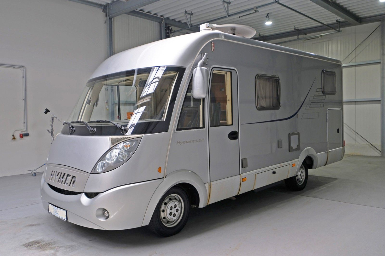 HYMER / ERIBA / HYMERCAR B 514 CL/Festbett+Hubbett/Garage/Klima/Markise - Інтегрований автобудинок: фото 2 HYMER / ERIBA / HYMERCAR B 514 CL/Festbett+Hubbett/Garage/Klima/Markise - Інтегрований автобудинок: фото 2