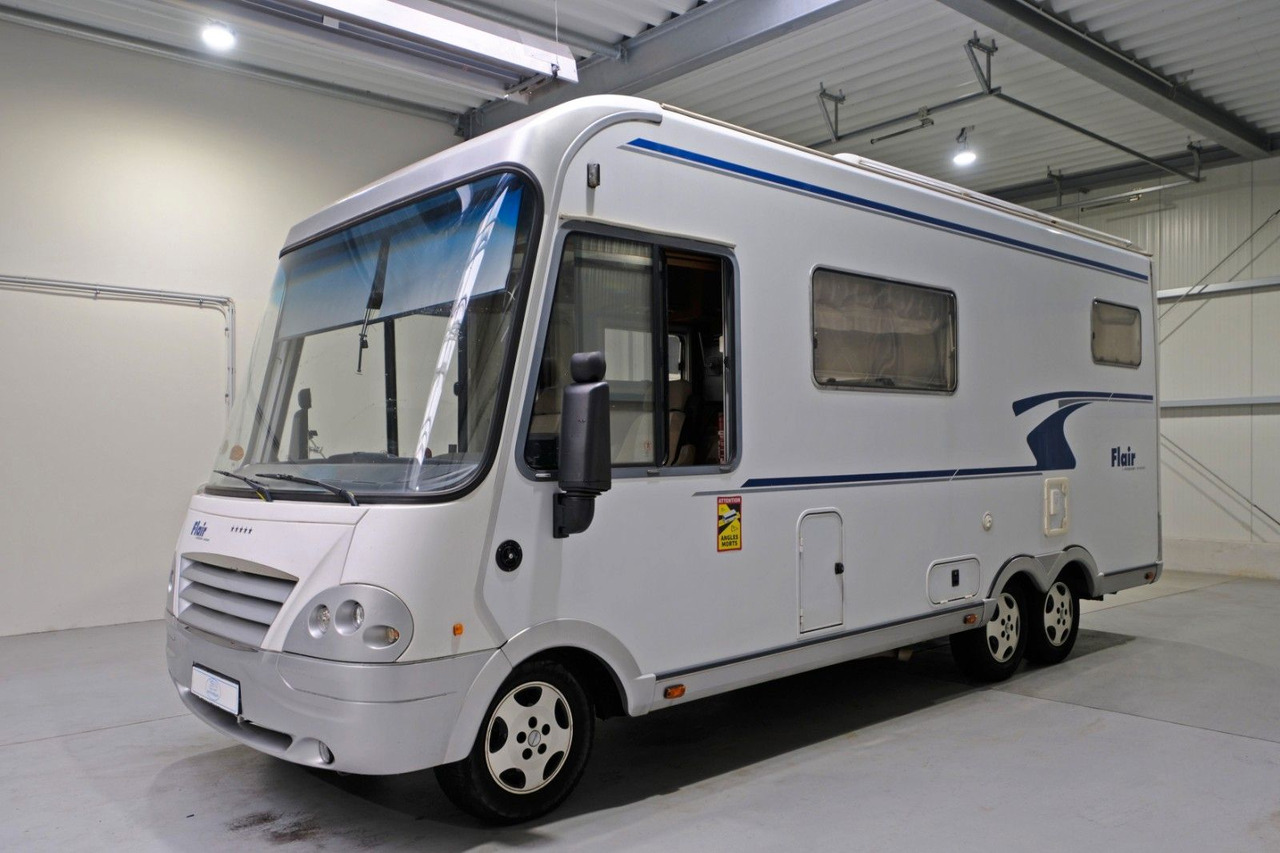 Niesmann + Bischoff Flair I 6700 TA/Festbett+Hubbett/Klima/Solar - Інтегрований автобудинок: фото 2 Niesmann + Bischoff Flair I 6700 TA/Festbett+Hubbett/Klima/Solar - Інтегрований автобудинок: фото 2