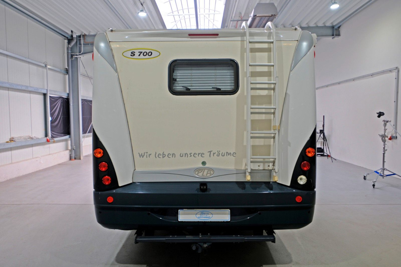 P.L.A. S 700/Festbett/Garage/Klima/Solar/Markise - Альковний автобудинок: фото 4 P.L.A. S 700/Festbett/Garage/Klima/Solar/Markise - Альковний автобудинок: фото 4