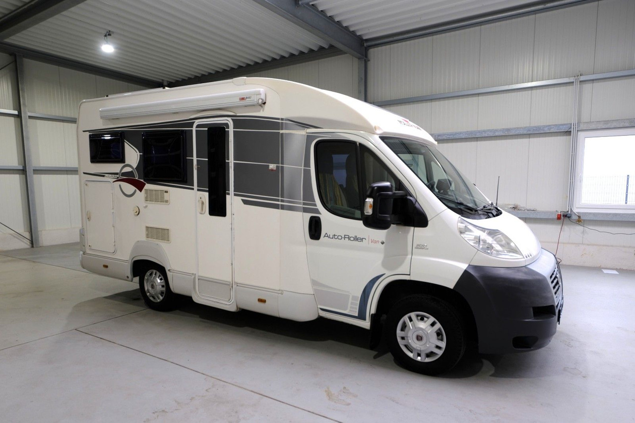 Roller Team Van P/Festbett/Garage/Markise/Solar/Finanz. - Напівінтегрований автобудинок: фото 1 Roller Team Van P/Festbett/Garage/Markise/Solar/Finanz. - Напівінтегрований автобудинок: фото 1