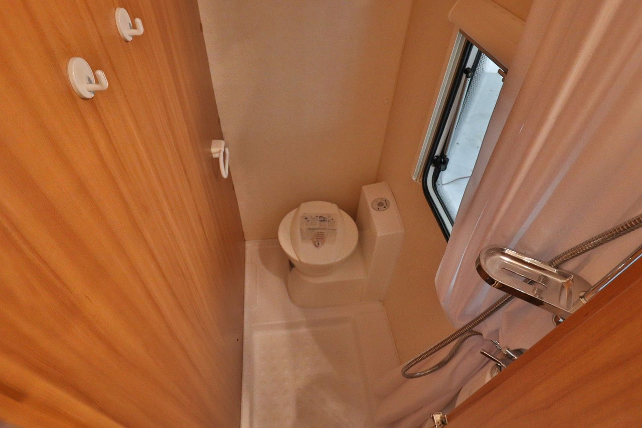 Причіп дача Weinsberg CarOne 740 UDF/Festbett+Etagenbetten/Mover Weinsberg CarOne 740 UDF/Festbett+Etagenbetten/Mover: фото 21