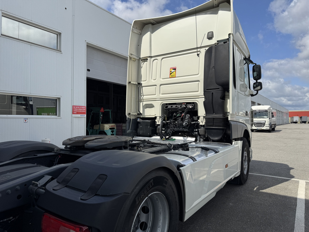 DAF XF 480 Super Space Cab - Тягач: фото 3 DAF XF 480 Super Space Cab - Тягач: фото 3