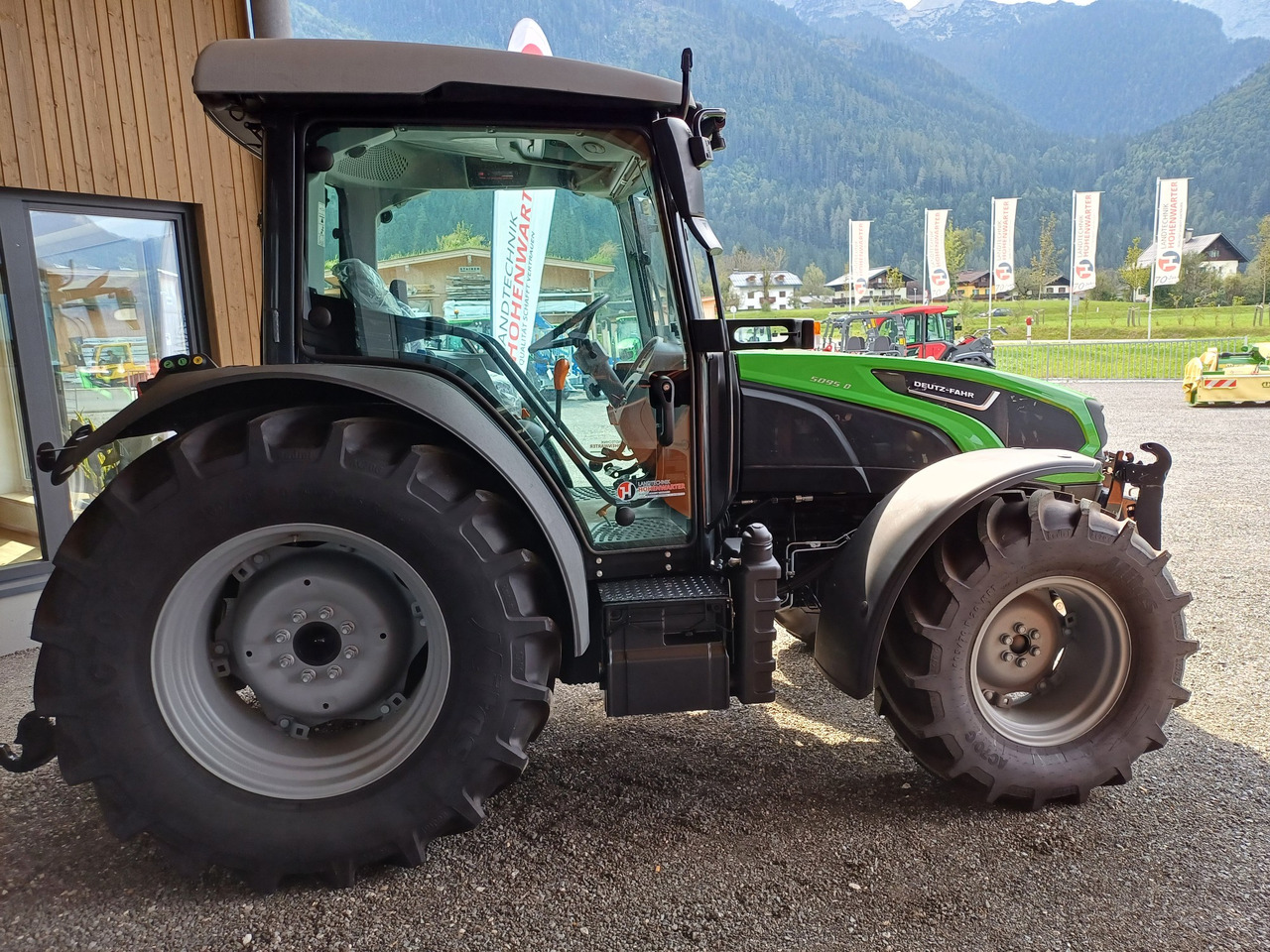 Deutz Fahr 5095 D Premium Stage V (20573) - Трактор: фото 4 Deutz Fahr 5095 D Premium Stage V (20573) - Трактор: фото 4
