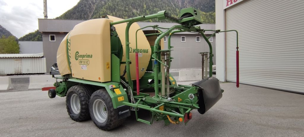 Krone Comprima CV 150 XC (15845) - Прес-підбирач рулонний: фото 4 Krone Comprima CV 150 XC (15845) - Прес-підбирач рулонний: фото 4