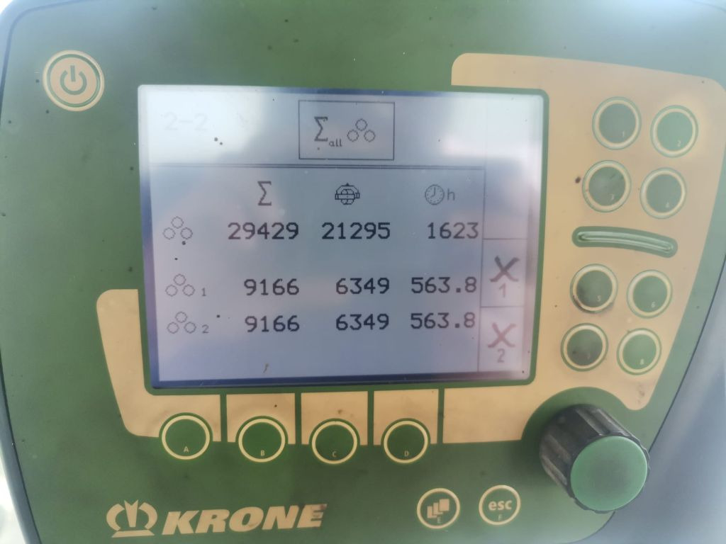 Krone Comprima CV 150 XC (15845) - Прес-підбирач рулонний: фото 2 Krone Comprima CV 150 XC (15845) - Прес-підбирач рулонний: фото 2