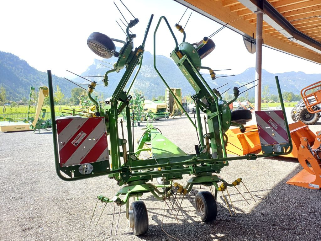 Krone KW 6.02/6 (22003) - Сіноворушилка: фото 3 Krone KW 6.02/6 (22003) - Сіноворушилка: фото 3
