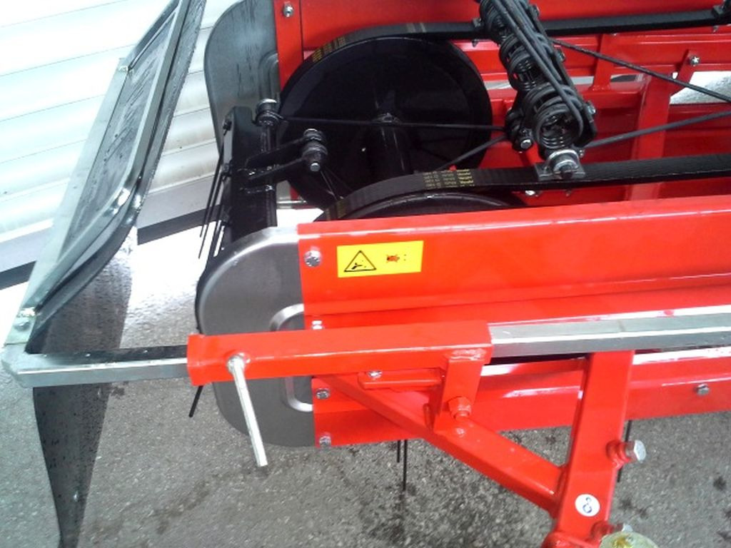 Molon M 210/4 Reform (20601) - Сіноворушилка: фото 2 Molon M 210/4 Reform (20601) - Сіноворушилка: фото 2