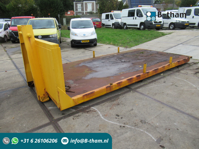 HAAKARM Haakarm PLateau 520 x 250 HOOKLIFT PLATFORM - Гаковий/ Cкіповий навантажувач: фото 1 HAAKARM Haakarm PLateau 520 x 250 HOOKLIFT PLATFORM - Гаковий/ Cкіповий навантажувач: фото 1