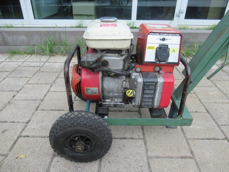 Honda Aggregaat 750 Generator 750W / 220V - Електричний генератор: фото 2 Honda Aggregaat 750 Generator 750W / 220V - Електричний генератор: фото 2
