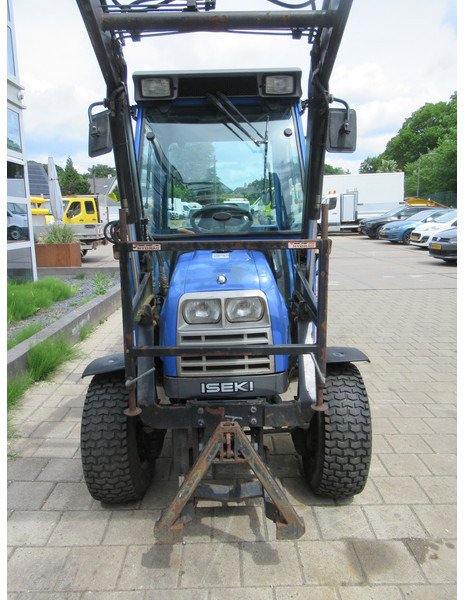 Iseki TF321H 4x4 + Cabine + Voorlader + Fronthef - Трактор: фото 4 Iseki TF321H 4x4 + Cabine + Voorlader + Fronthef - Трактор: фото 4