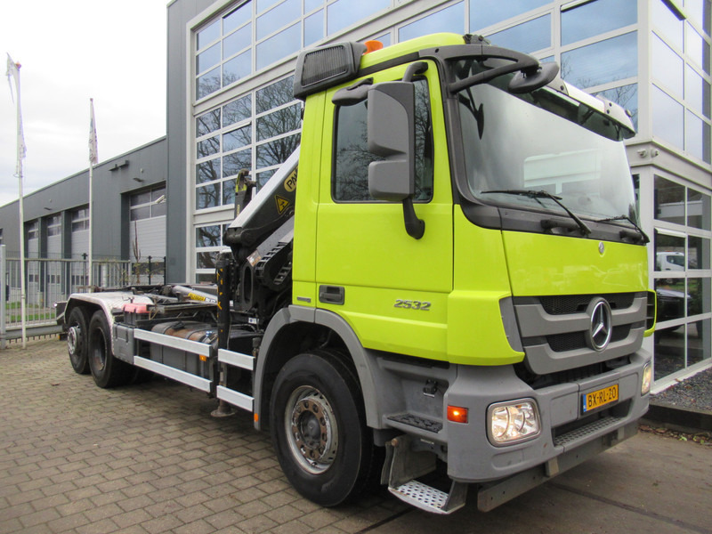 Mercedes-Benz ACTROS 2532 6x2 Palift T20 + Palfinger PK18002-EH Haak - Kraan - Гаковий мультиліфт вантажівка, Вантажівка з маніпулятором: фото 3 Mercedes-Benz ACTROS 2532 6x2 Palift T20 + Palfinger PK18002-EH Haak - Kraan - Гаковий мультиліфт вантажівка, Вантажівка з маніпулятором: фото 3