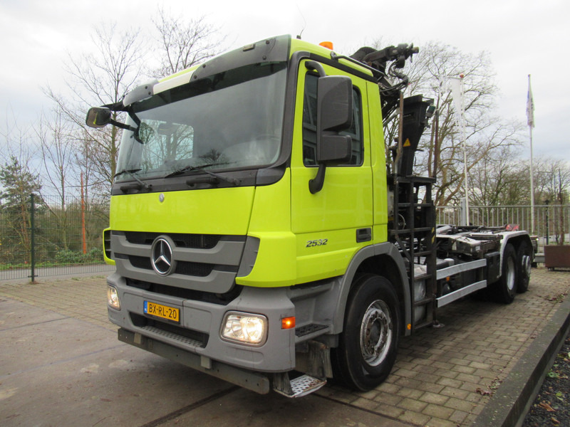 Mercedes-Benz ACTROS 2532 6x2 Palift T20 + Palfinger PK18002-EH Haak - Kraan - Гаковий мультиліфт вантажівка, Вантажівка з маніпулятором: фото 4 Mercedes-Benz ACTROS 2532 6x2 Palift T20 + Palfinger PK18002-EH Haak - Kraan - Гаковий мультиліфт вантажівка, Вантажівка з маніпулятором: фото 4