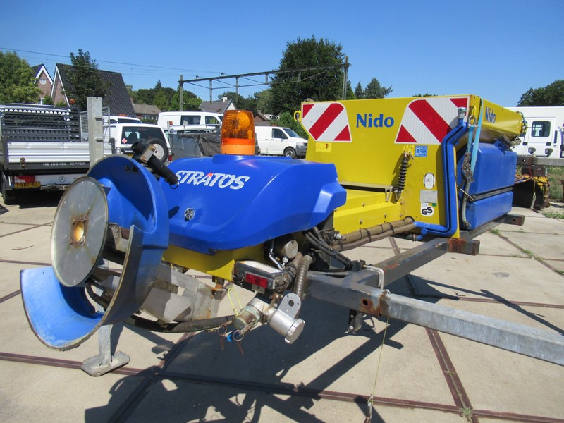 NIDO Stratos B06L-24 VCLN-350 Hydro zoutstrooier 0,6m3 + 350L - Обладнання для клінінгу: фото 2 NIDO Stratos B06L-24 VCLN-350 Hydro zoutstrooier 0,6m3 + 350L - Обладнання для клінінгу: фото 2